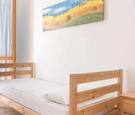 M211, Marcelli, Trilocale Con Giardino A 200mt Dal Mare マルチェッリ